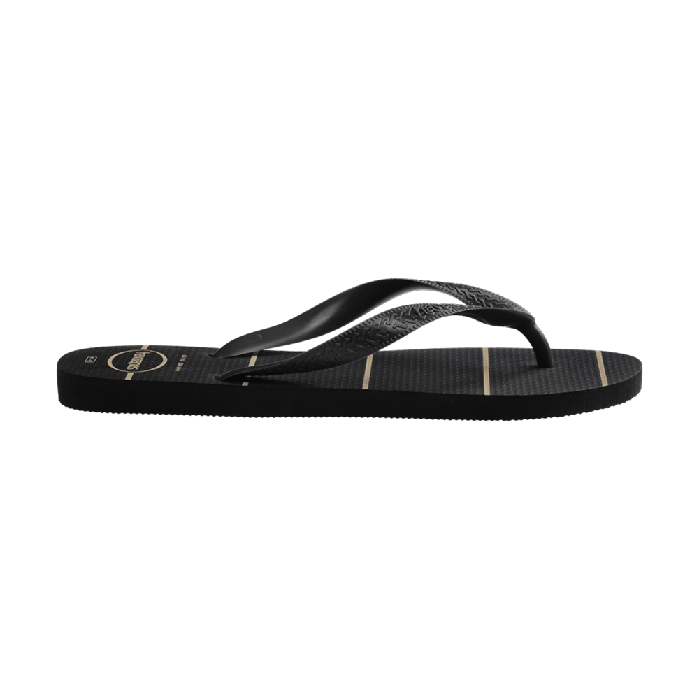 Color Essential Flip Flops